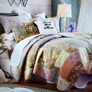 King Size Quilt Set Farmhouse Country Style Patchwork Oversized Bedding 3Pc NWT